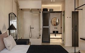 Emery Boutique Hotel